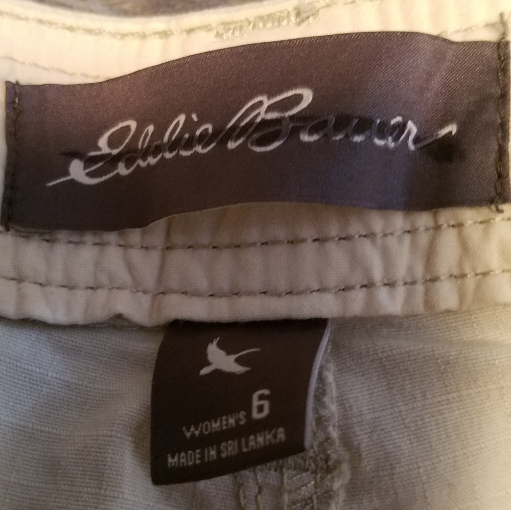 Eddie Bauer cropped cargo pants - Picture 5 of 5
